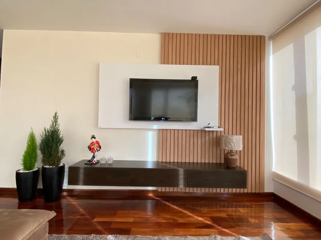 AMPLIO DEPARTAMENTO DE 3 HABITACIONES EN ZONA CENTRO — foto 3