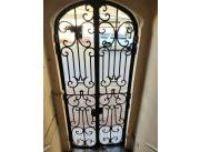 VENDO CASA BARRIO CATEDRAL