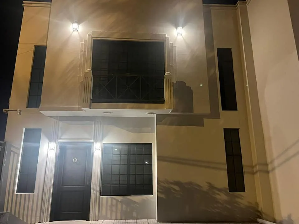 ¡¡DUPLEX EN ZONA EXCLUSIVA A 3 CUADRAS EL HOTEL DEL YACHT¡¡ LLAMA YA¡¡ — foto 2