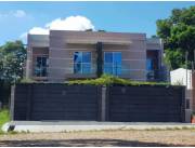 ALQUILO DÚPLEX EN LAMBARÉ ID39611