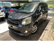 TOYOTA NOAH 2007 NAFTERO 2.0 RECIÉN IMPORTADO SIN USO EN PY FULL VERSIÓN S.i NO FINANCIÓ ❌