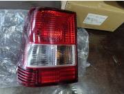 Faro Trasero Lado Izquierdo LH Mitsubishi Montero 2002
