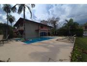 Vendo Casa en San Bernardino con Cancha de Tenis