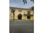 ALQUILO IMPORTANTE LOCAL COMERCIAL DE 180 m2 EN BARRIO HERRERA, A 1 CUADRA DE S6 DENIS ROA