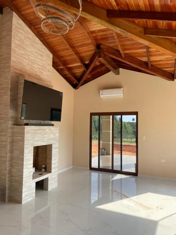 Vendo Terreno de 2.1 hectareas con casa — Foto 2