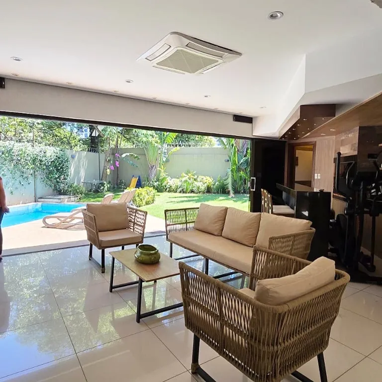 Vendo casa de 3 suites en Ycua Sati Asunción — foto 3