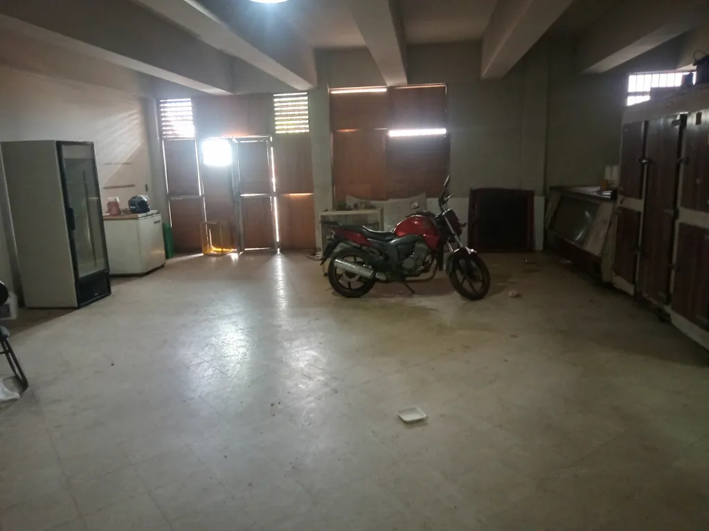 alquilo salon comercial — foto 3