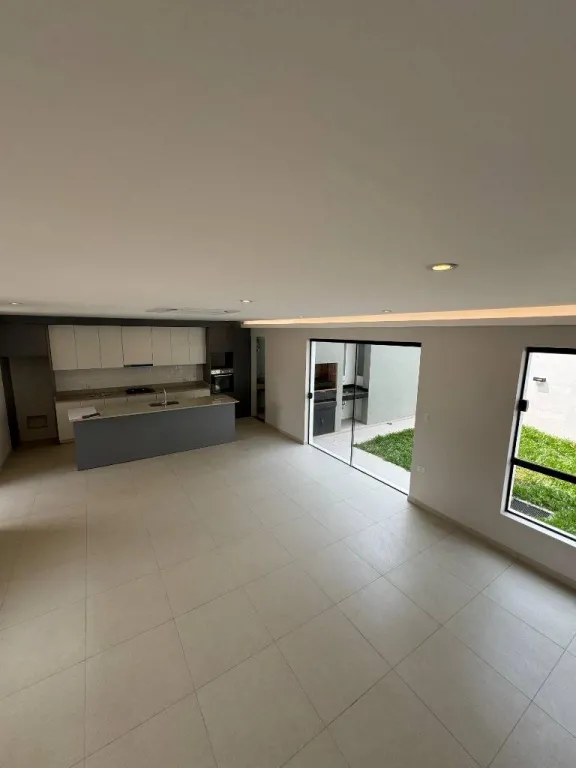 DUPLEX A LA VENTA EN LUQUE BARRIO LOMA MERLO — foto 3