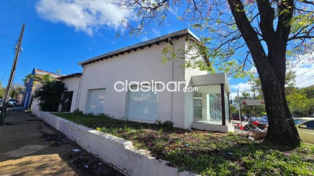 Locales / Oficinas / Salones - ALQUILO IMPORTANTE LOCAL COMERCIAL DE 240 m2 EN BARRIO CIUDAD NUEVA