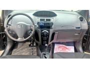 VENDO HERMOSA TOYOTA NEW VITZ RS AÑO 2009 MOTOR 1.5 AUTOMÁTICO FULL EQUIPO COLOR NEGRO