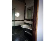 ALQUILO O VENDO AMPLIA CASA EN ASUNCION ZONA SUPER EL PUEBLO, ( GENERAL SANTOS). COD 1977