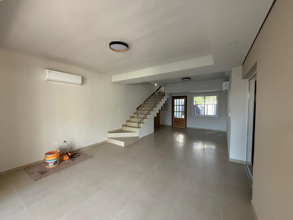 ALQUILO DUPLEX A ESTRENAR EN ASUNCION YCUA SATI COD 4581 — foto 2