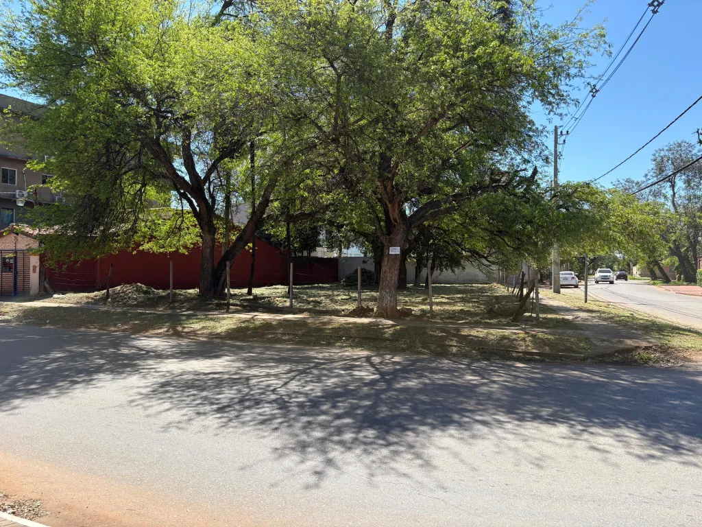 ALQUILO TERRENO EN ESQUINA – BARRIO AMÉRICA, LUQUE COD 5867 — фото 2