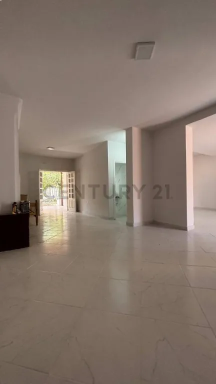 ALQUILO AMPLIA CASA DE 2 PISOS – ZONA PARQUE DE LA SALUD — photo 2