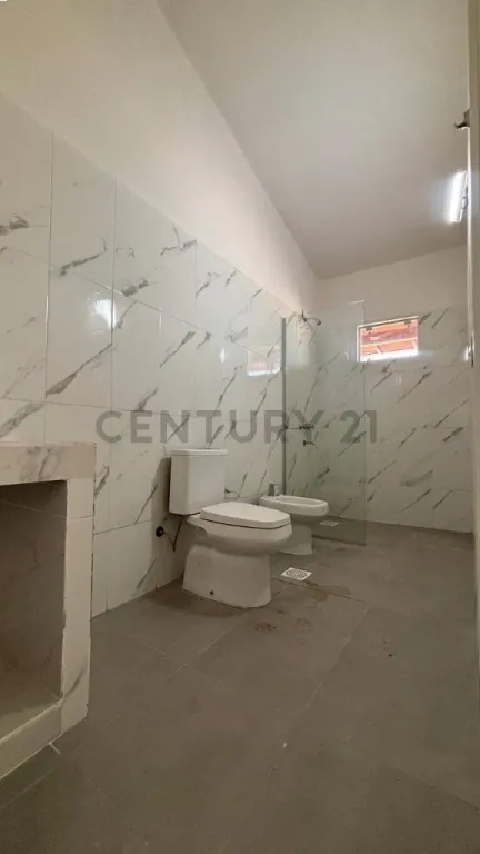 ALQUILO AMPLIA CASA DE 2 PISOS – ZONA PARQUE DE LA SALUD — photo 3