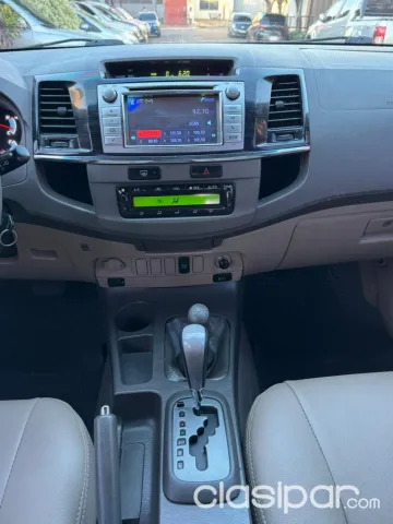 Toyota Fortuner 2012 — foto 4