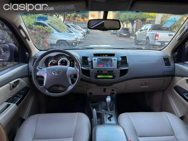 Toyota Fortuner 2012 — foto 5