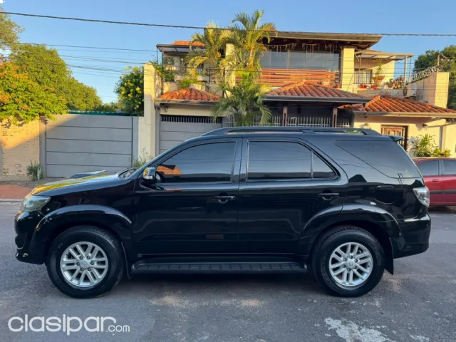 Toyota Fortuner 2012 — foto 6