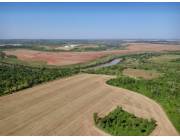 Campo Agrícola Mecanizado en Minga Guazú costas al Río Monday - 150 Ha.