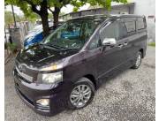 Toyota Voxy 2010 [RECIÉN IMPORTADO]