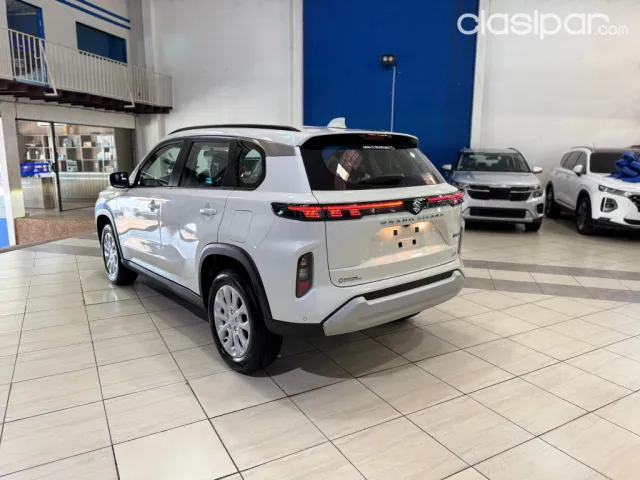 Suzuki Grand Vitara 2025 — foto 3