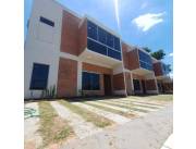 ALQUILO BELLO DUPLEX CON PISCINA