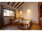 Casa con salón comercial - Fernando de la Mora z/ Norte Bo. Villa Ofelia