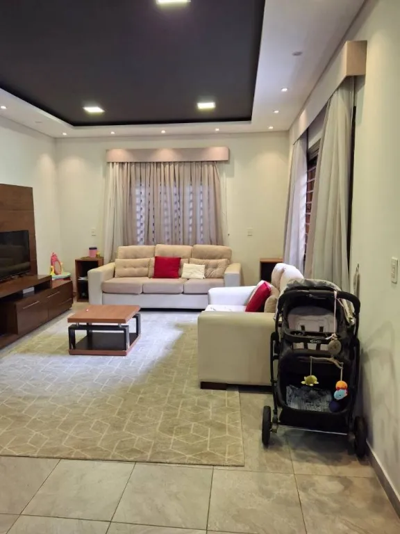 VENDO HERMOSA CASA EN CAACUPÉ 4 DORMITORIOS — foto 3