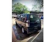 Toyota Voxy 2003 - Financiación Propia