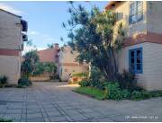 VENDO CASA TIPO DÚPLEX 3 DORM. Z/ MUNICIPALIDAD DE ASUNCIÓN (CÓD. 1306)