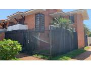 LOS LAURELES, PRIMICIA: DÚPLEX EN ALQUILER, 3 DORMIT, AMPLIOS AMBIENTES, JARDÍN, PARRILLA.
