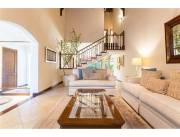 Casa en Venta en el Prestigioso Barrio Carmelitas