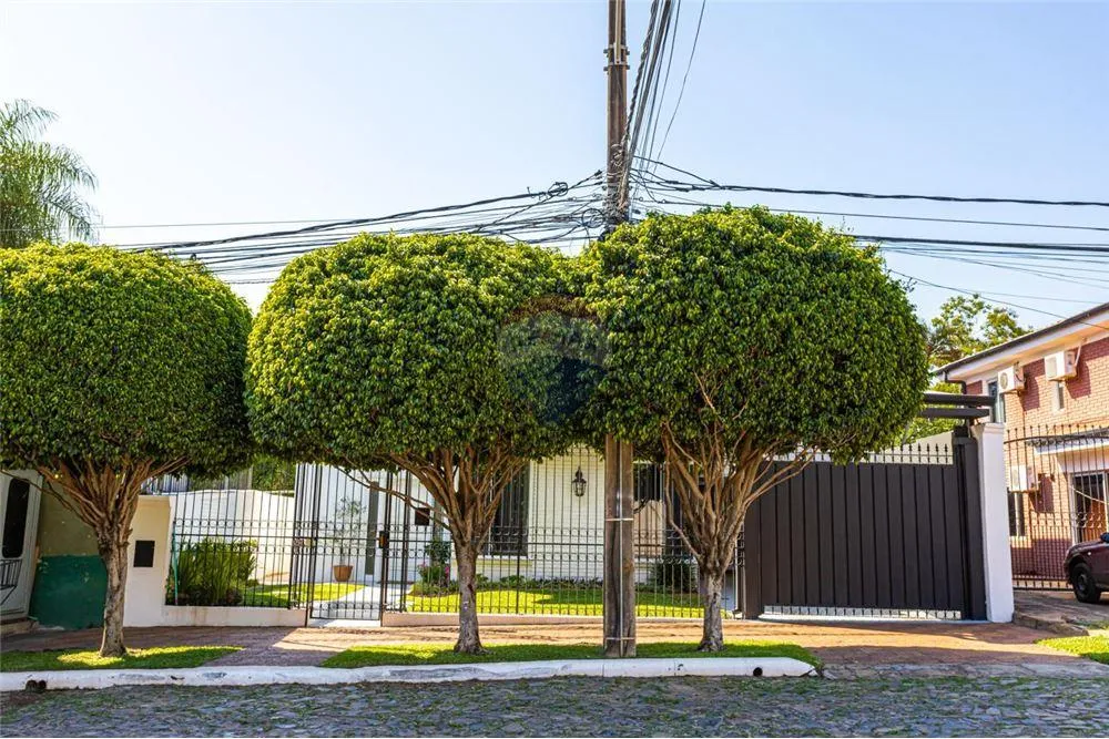 Casa en Venta en el Prestigioso Barrio Carmelitas — foto 2
