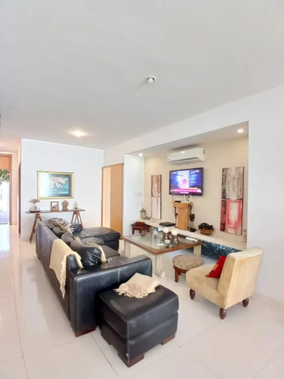 2 DUPLEX EN VENTA!! (1 DE ELLOS CON RENTA) 📍LUQUE - ZONA JARDÍN DE ORO. — foto 3