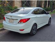 OFERTO IMPECABLE HYUNDAI ACCENT GLS 2015 DE AUTOMOTOR