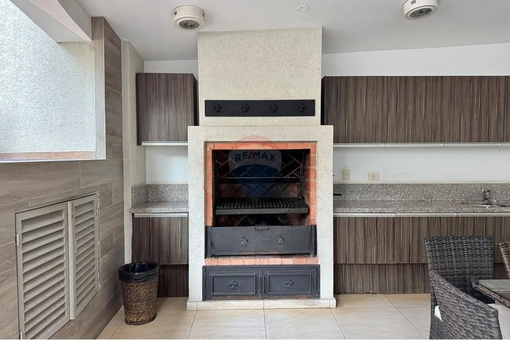 DEPARTAMENTO PREMIUM AMOBLADO SOBRE SANTA TERESA — foto 3