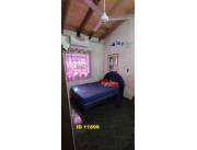 VENDO CASA HABITABLE O A DEMOLER EN LUQUE- 3ER BARRIO