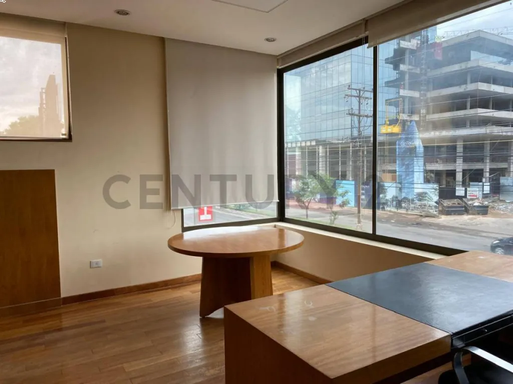 VENTA DE OFICINAS Y DEPOSITOS SOBRE AV. ARTIGAS US$ 3.500.000 — фото 2