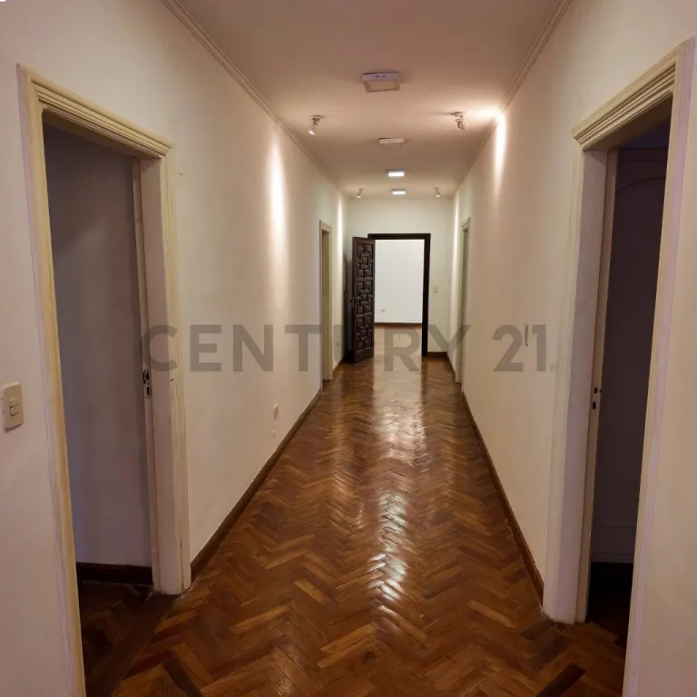 EN VENTA AMPLIA CASA DE 2558 M2 A REMODELAR - LA RECOLETA - ASUNCION — foto 3