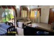🏡🏡VENDO AMPLIA CASA, SEMI NUEVA LUQUE-LAURELTY🏡🏡