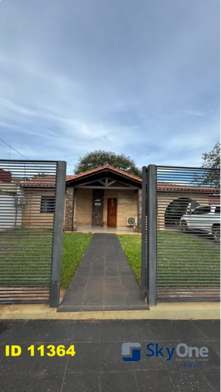 🏡🏡VENDO AMPLIA CASA, SEMI NUEVA LUQUE-LAURELTY🏡🏡 — foto 3