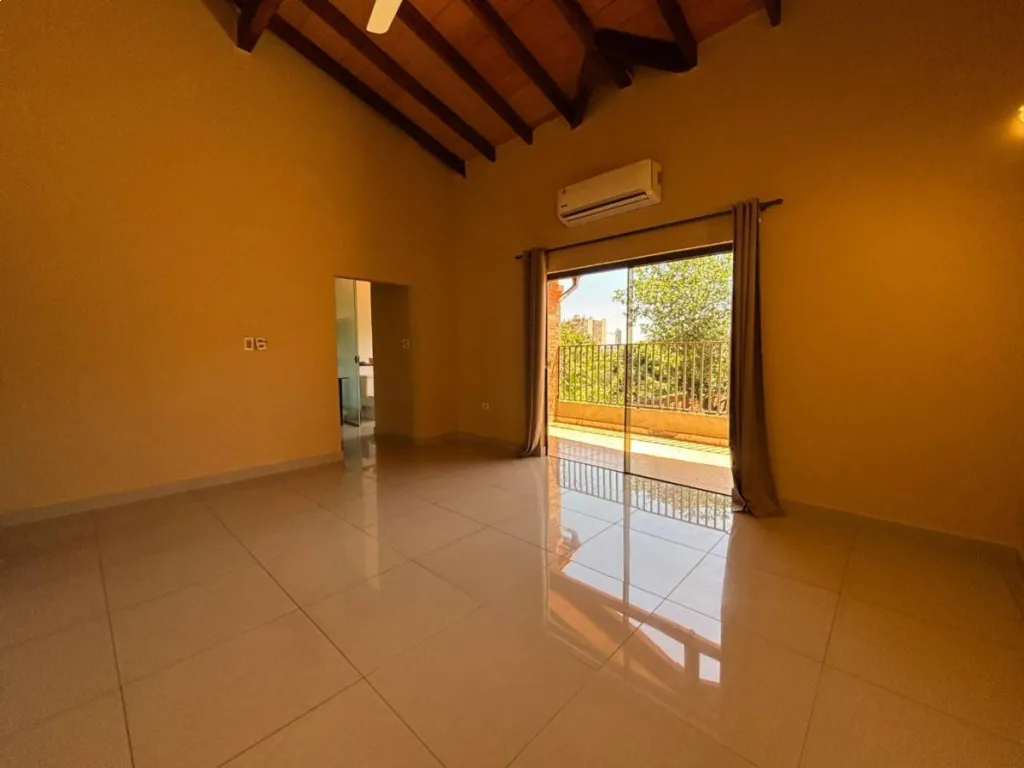 ALQUILER – CASA DE 4 HABITACIONES EN LUQUE - ZONA CIT — foto 3