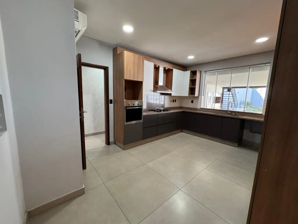 Vendo Lujosa Residencia en barrio Nazareth — foto 3