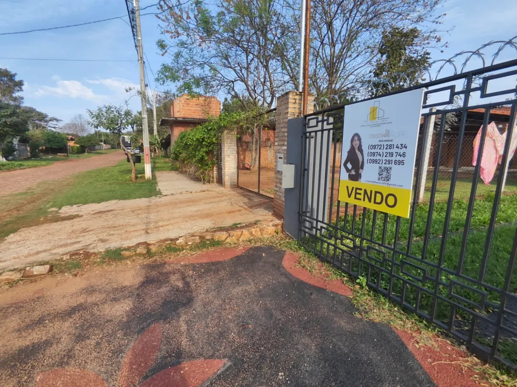 VENDO CHALET EN AREGUA — foto 2