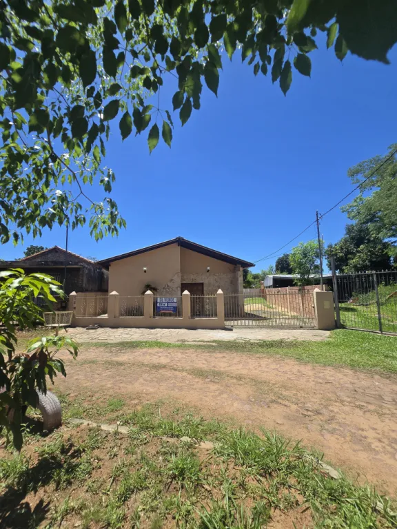 Construcción Amplia en Zona Céntrica de Ypacarai — foto 2