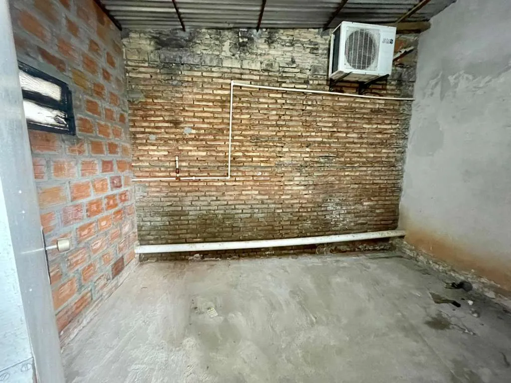 ALQUILO DEPOSITO EN SAN LORENZO CERCANO AL CENTRO — foto 3