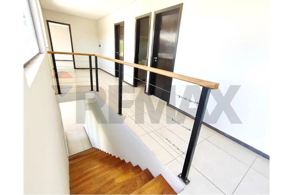 Casa - Venta - Luque, Paraguay — foto 2