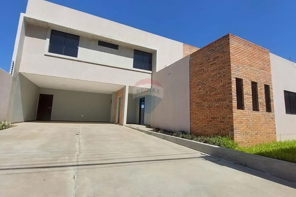Casa - Venta - Luque, Paraguay — foto 3