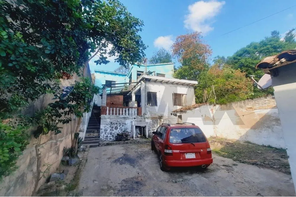 VENDO TERRENO CON CASA A DEMOLER Bo. JARA — фото 2