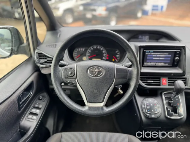 Toyota Noah 2016 — foto 6